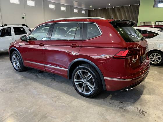VOLKSWAGEN TIGUAN 2.0 350 TSI GASOLINA ALLSPACE R-LINE 4MOTION DSG VOLKSWAGEN TIGUAN 2.0 350 TSI GASOLINA ALLSPACE R-LINE 4MOTION DSG